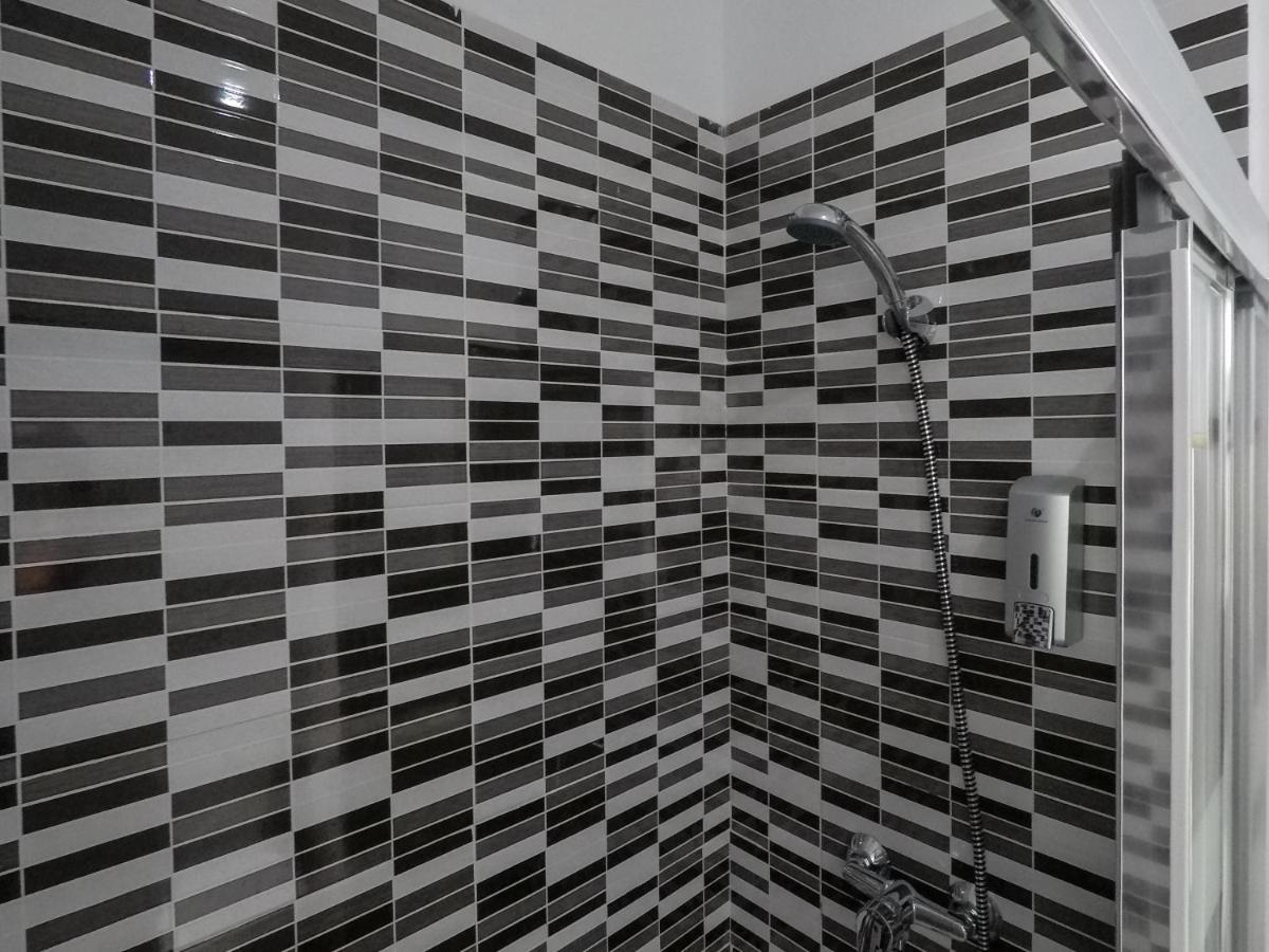 Ayz Frailes - Auto Check-In Property (Adults Only) Málaga Exterior foto