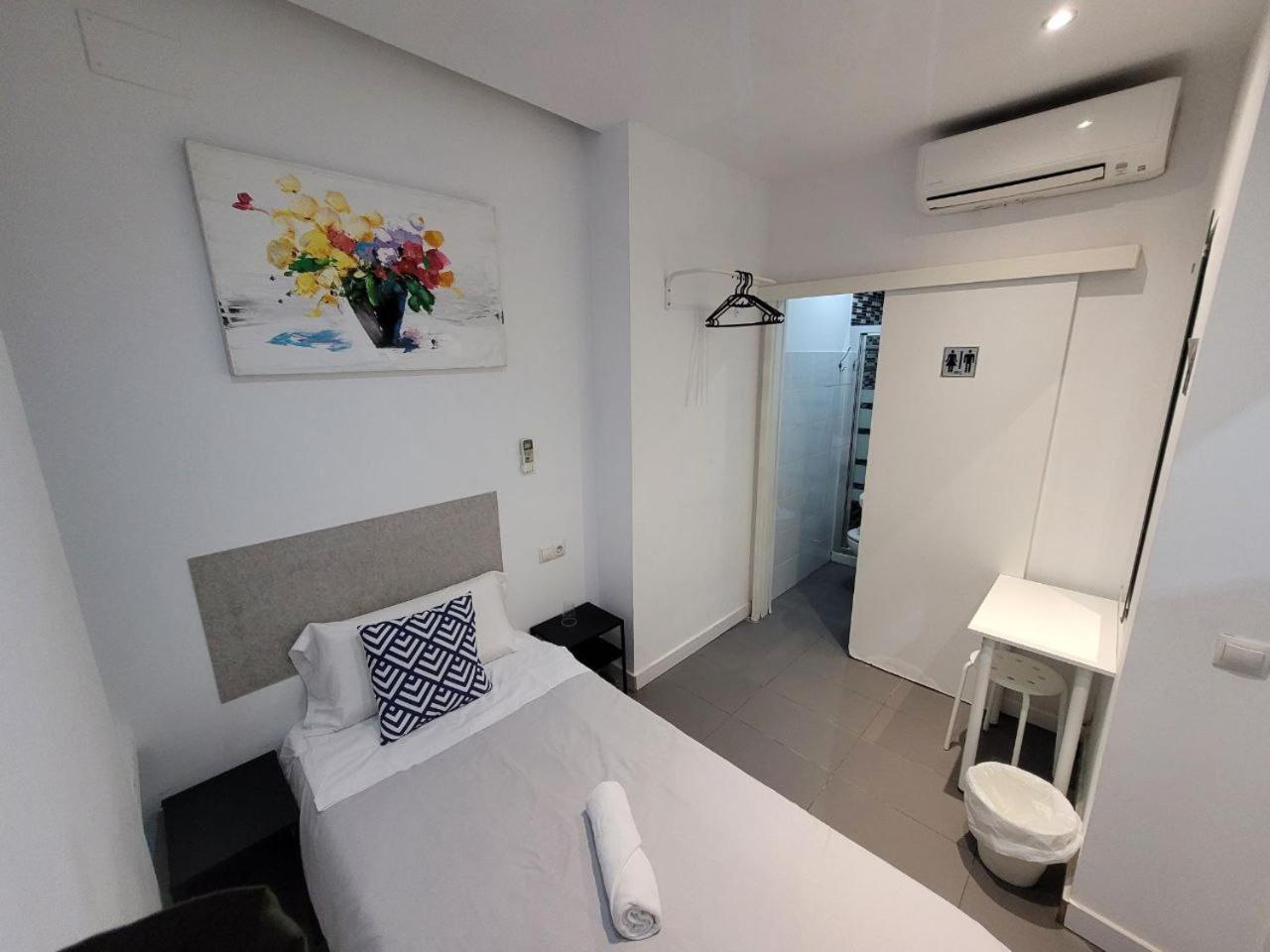 Ayz Frailes - Auto Check-In Property (Adults Only) Málaga Exterior foto